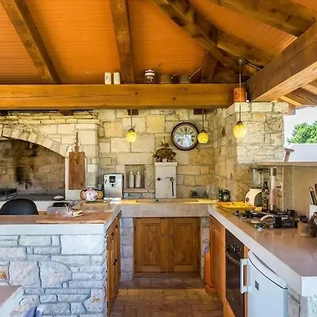Terra Rossa Villa